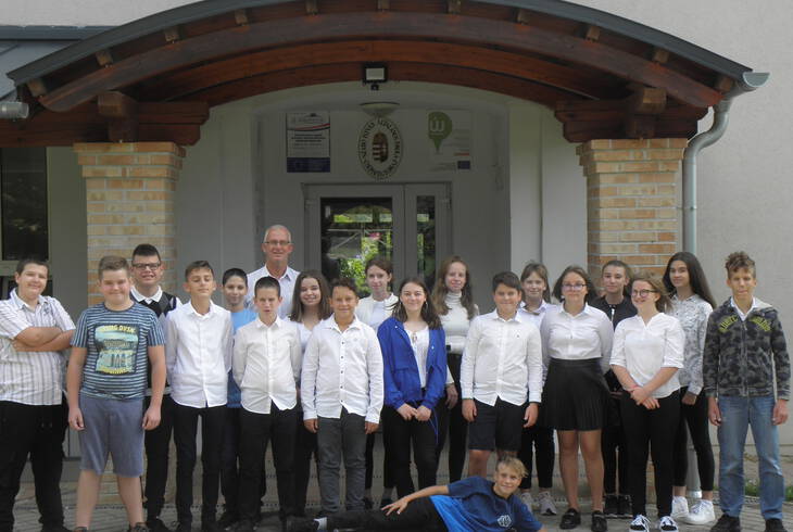 2022/2023. tanv ballag 8.b osztlya