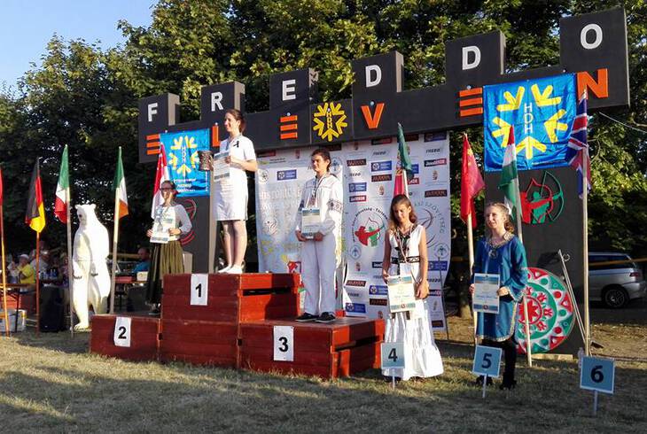 Sikeres �j�sz EB